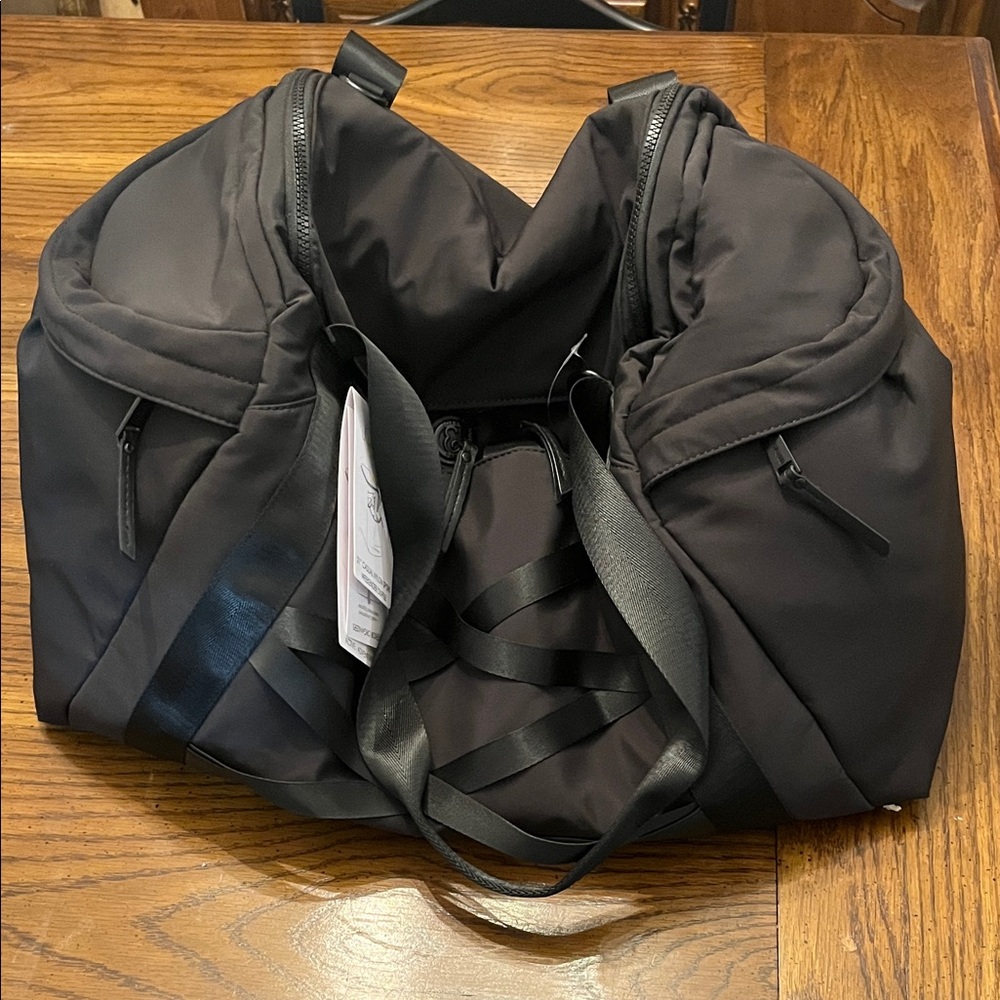 Joan & David 21” weekender duffle, NWT - Picture 1 of 15